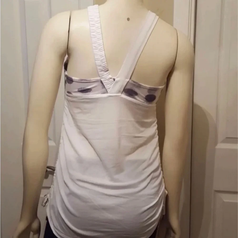 Lululemon Tank Top 10 - Picture 4 of 9